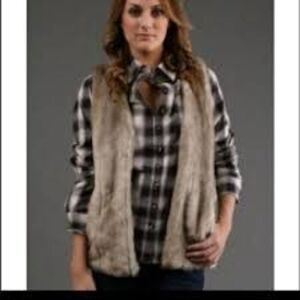Jenny Han Faux Fur Vest with Pockets, size Small